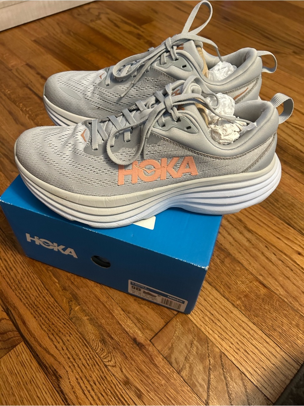 Hoka Women’s Bondi 8